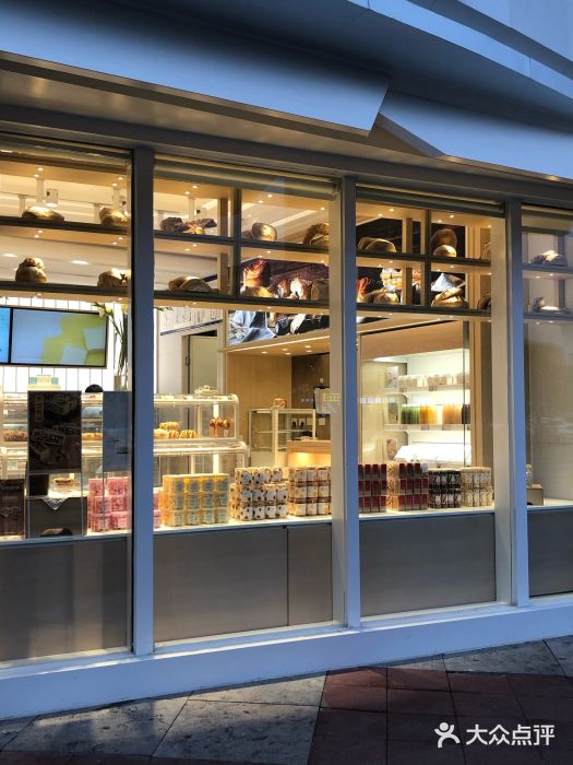 好利来(西美花街店)门面图片