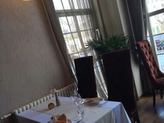 靠窗位-Oyster Talks 四度蚝法餐厅