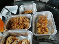 -必胜客(宝杨路宅急送店)