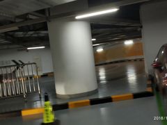 -大连恒隆广场-地下停车场