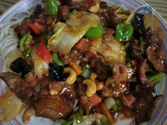 -歹歹的加个面过油肉拌面