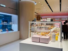 -好利来(上海长宁龙之梦店)