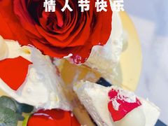 -花花卷卷·鲜食蛋糕(静安久光百货店)