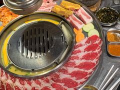 -哈哈碳都·牛肋条无限自助烤肉(台江万达店)