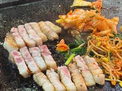 花刀熟成黑五花肉-韩阳王石板烤肉