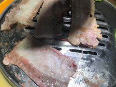 -哈哈碳都·牛肋条无限自助烤肉(台江万达店)
