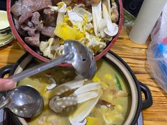 -菌之家·专业纯野生菌火锅·特色炒菌