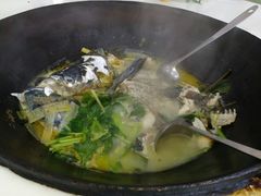 -老农民柴火灶鲜鱼馆