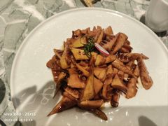 -披云云小馆·味道江湖(姚家园万象汇店)