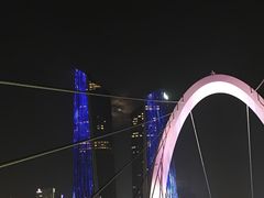 -南京眼步行桥