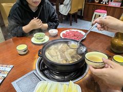 -菌之家·专业纯野生菌火锅·特色炒菌