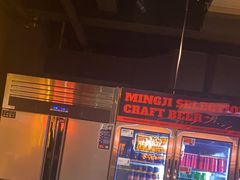 -鸣记脆皮烤鱼·海鲜烤鱼(三八广场店)