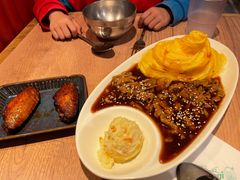 -玛格萝妮比萨屋(四平店)