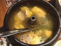 -云海肴·汽锅鸡·云南菜(天山百盛优客店)