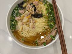 -老西白点心店