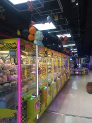 -嗨翻Hi-Fun竞技主题乐园·蹦床团建生日聚会(五棵松华熙店)