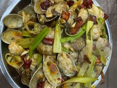 隔壁店的辣炒花蛤-清真·马峰烤肉(小学习北巷店)