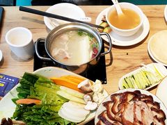 -龙聚德北京烤鸭(沙坪坝华宇A馆店)