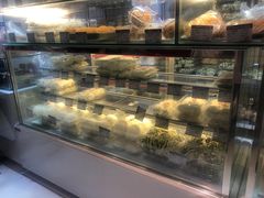 -白玉兰食品甜凤店(合生汇店)