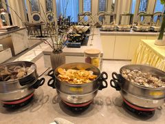 -南郊宾馆·风味自助餐厅·山东十六地市特色菜