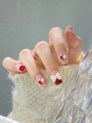 -小羽毛美甲美睫