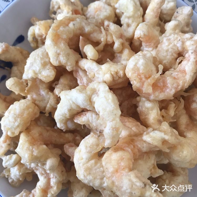 虾仁变色后就可以出锅了！