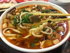 麻辣牛肉臊子手工面-老陈婆手工面庄