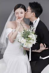 -蒙太奇婚纱摄影(万达店)