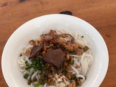 -牛八宝桂林米粉(八里庄店)