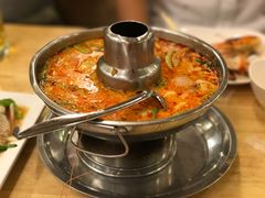 -J Daeng Seafood