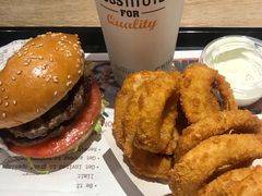 -The Habit Burger Grill 哈比特汉堡(爱琴海店)