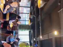 大堂-阿洪锅贴王(小吃城店)