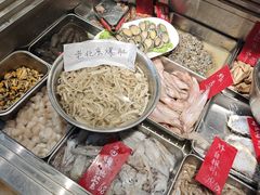 -方国老头包子·39年威海本地老字号•小船海鲜疙瘩汤