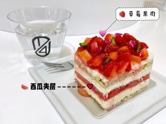 夏季限定草莓西瓜蛋糕-1/4 ONE QUARTER COFFEE LAB(朝阳大悦城店)