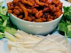 -合合春饼·酱骨·东北菜(潘家园店)