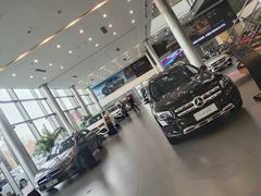 -天津波士信达奔驰4S店(卫津南路店)