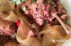 Braised Goose with Wide Vermicelli