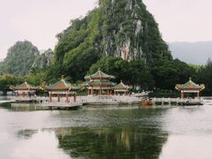 -星湖旅游景区七星岩