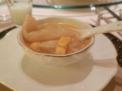 黄焖鱼翅-ONE FULL 古董港式海鲜火锅