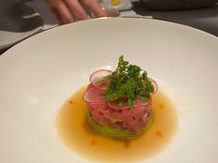 金枪鱼配牛油果-牛排家(北京长安街英皇集团中心店)