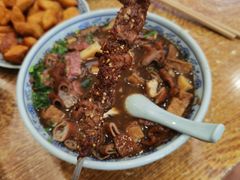 卤煮火烧-门框胡同百年卤煮(新街口店)