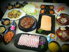 -汉城馆·烤肉火锅餐厅·韩国烤肉(河北云瑧世纪大饭店)