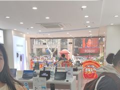 -荣耀授权专卖店(黄浦浙江中路店)