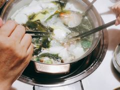 -喃喃椰·糟粕醋·椰子鸡火锅(七堡花园店)