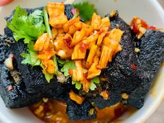 -黑色经典臭豆腐·湖南特产(步行街店)