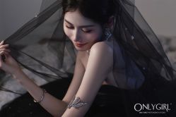 -onlygirl摄影美学馆高端定制(江滩店)