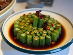 -八府香鸭·啫啫煲(华山路店)