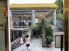 -周大娘牛乳(旧寨古村总店)