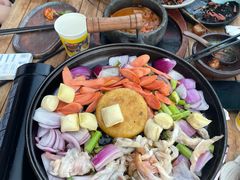 -包整·丝娃娃(一览甲秀楼风景店)