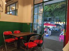 等位区-伙记茶档(龙海风情小镇店)